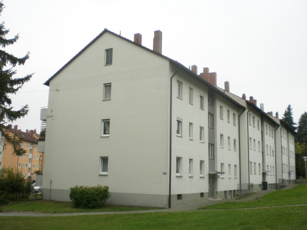 wbg-zirndorf-Weinleithe-8-10-12 Haus Seitenansicht Wohnung kaufen mieten